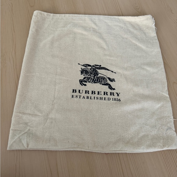 Burberry Haymarket Nova Check Coated Canvas and Leather Medium Tote Bag Shoulder - Picture 12 of 16